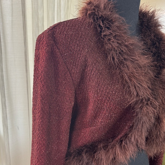 Vintage 80s bolero, burgundy gold thread, marabout feathers, Joseph Ribkoff, 8 - Picture 3 of 13